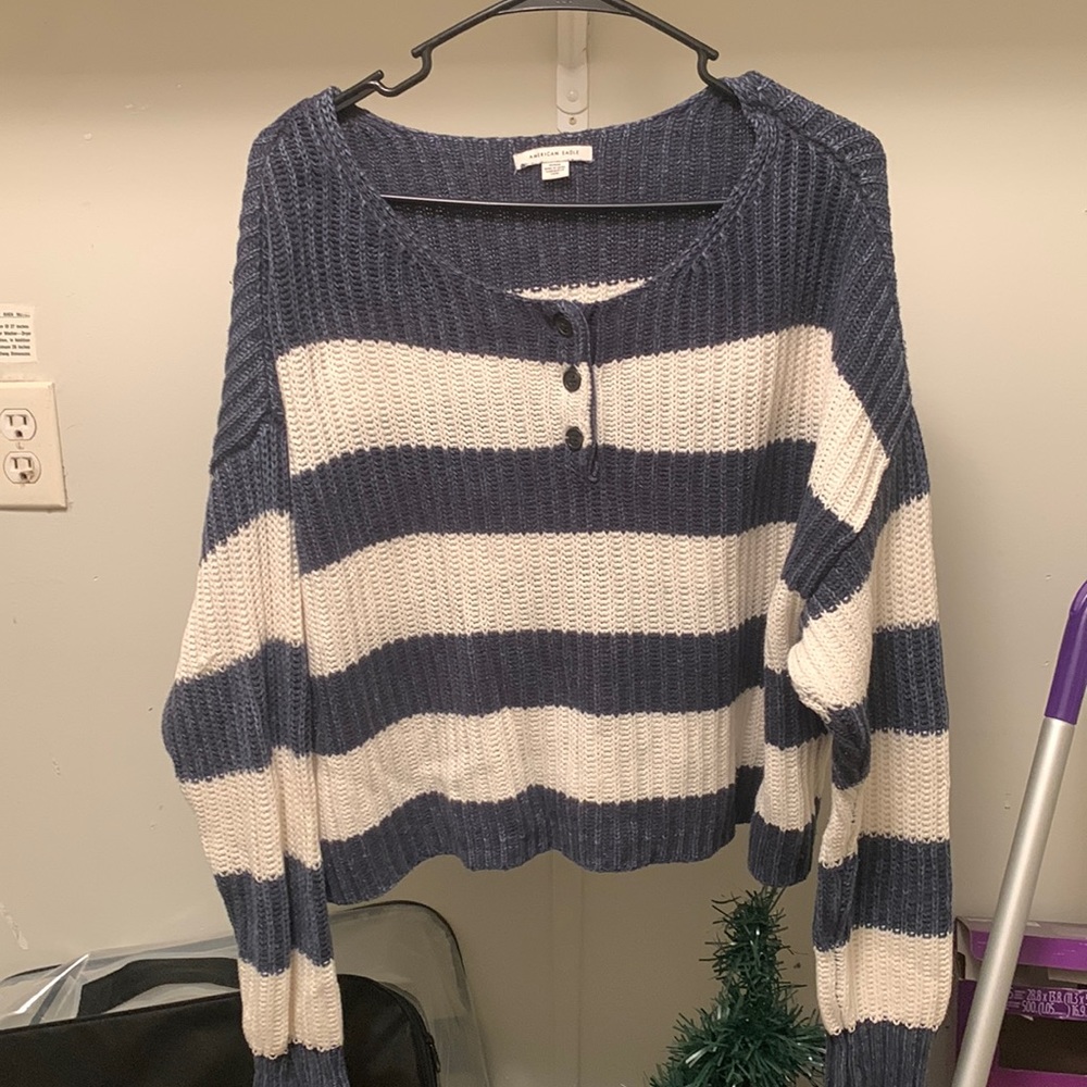 Cropped long sleeve
